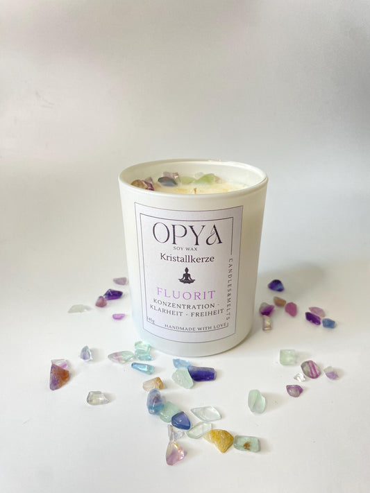 Kristall-Duft-Kerze mit Regenbogenfluorit-Kristallen