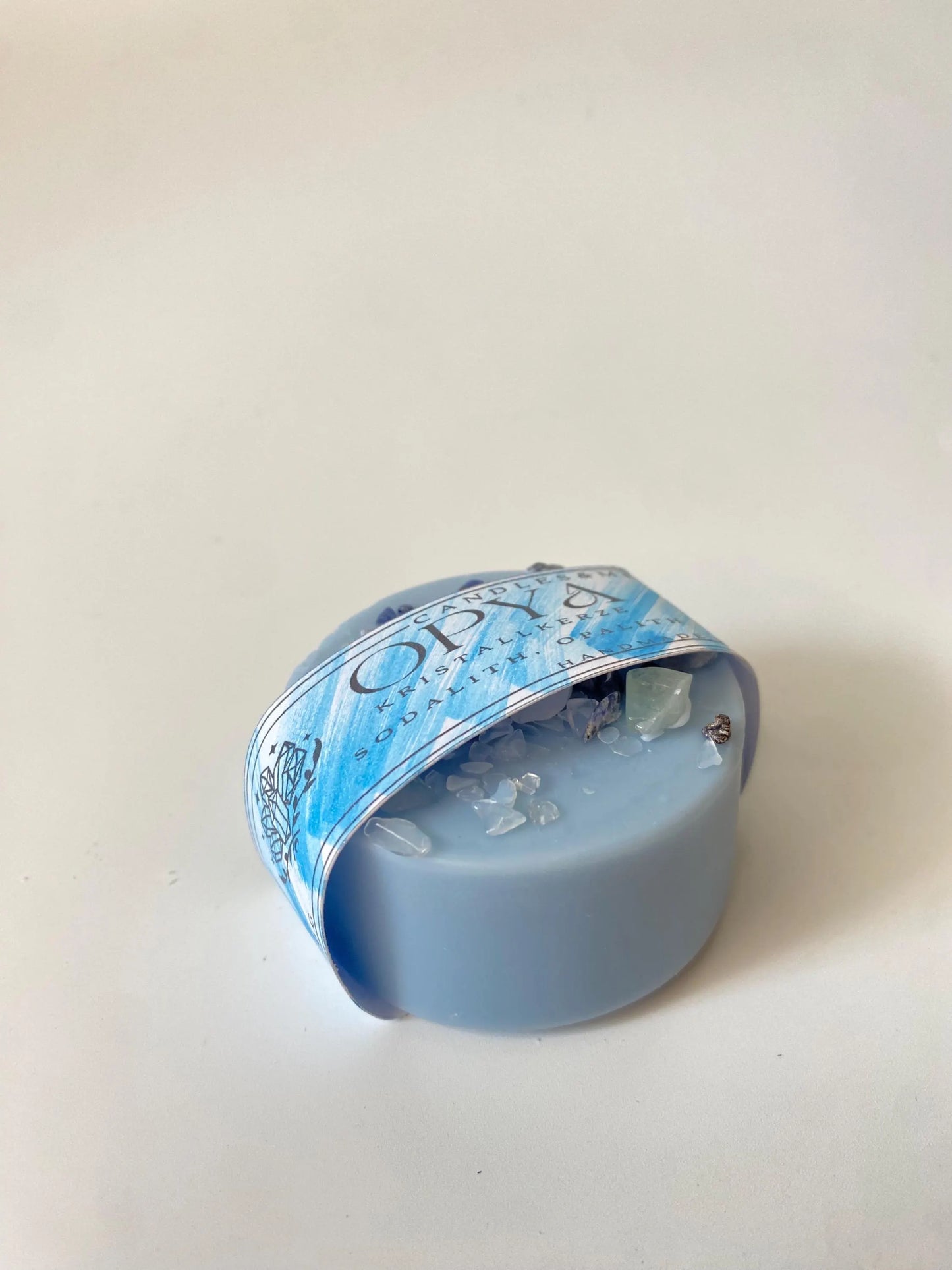 Ritual Kristallkerze mit Sodalith, Opalit und Fluroit - Jasmin Lilac Duft