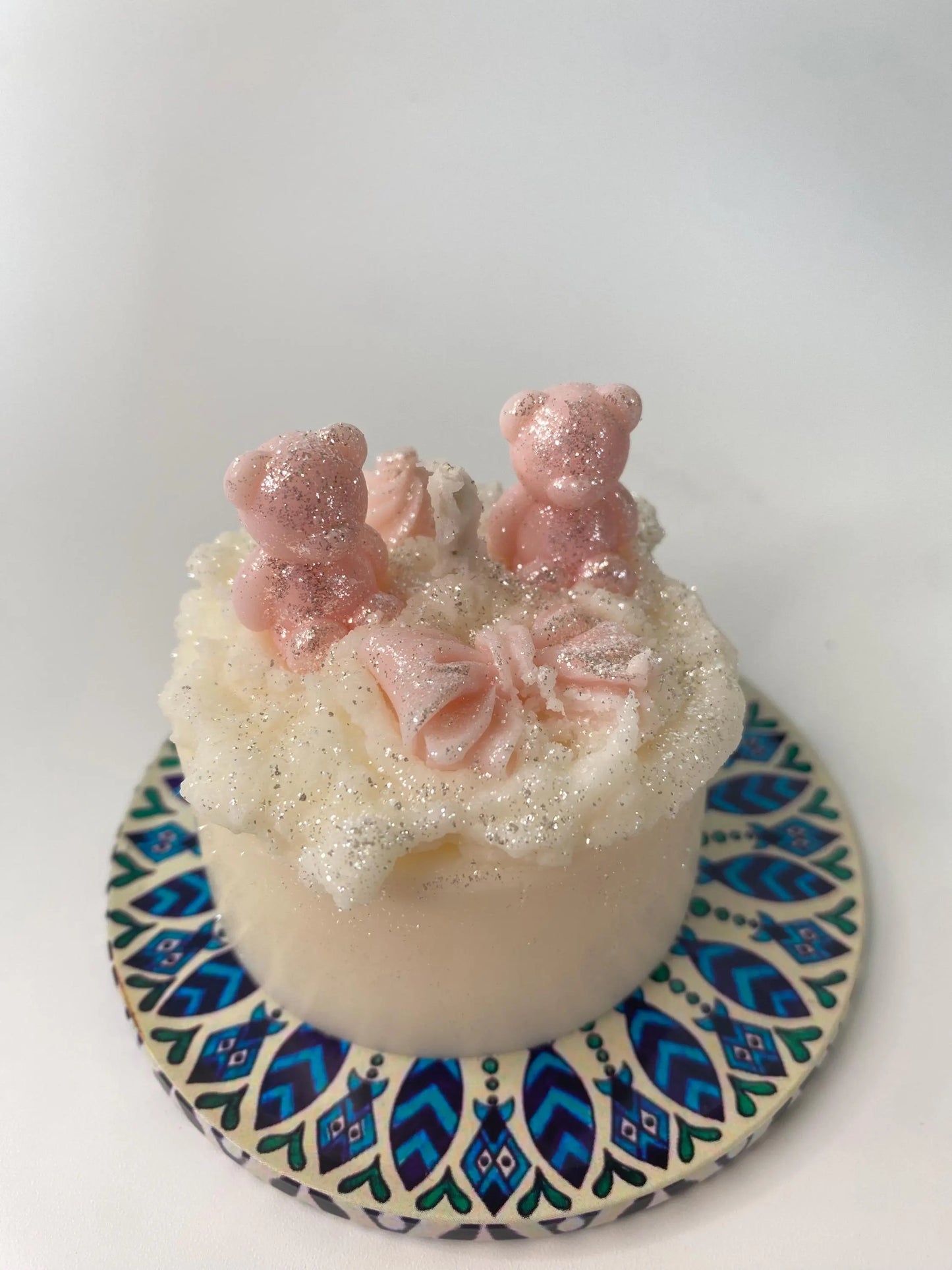 Zuckersüße Dessertkerze mit Teddybären