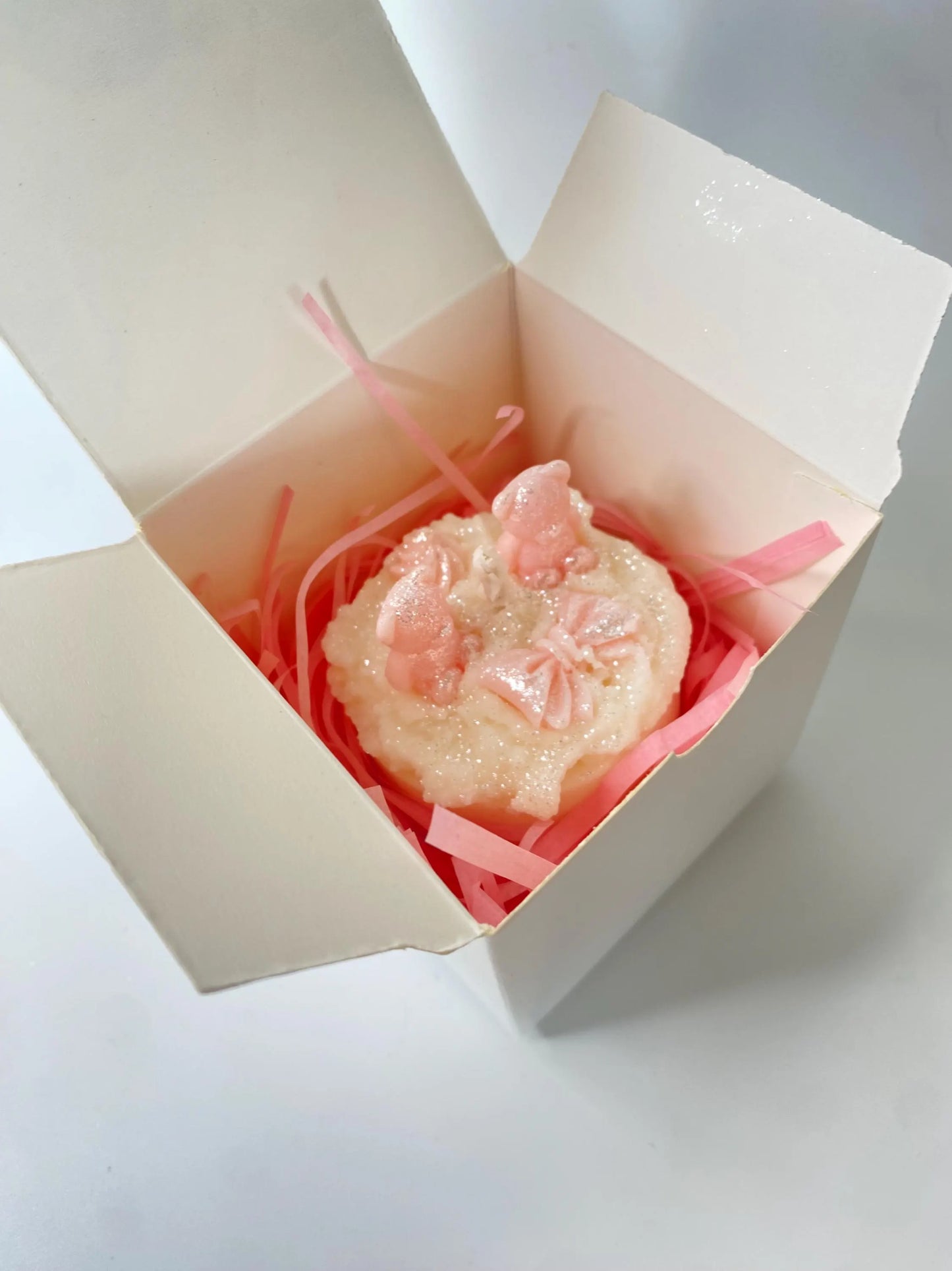 Zuckersüße Dessertkerze mit Teddybären