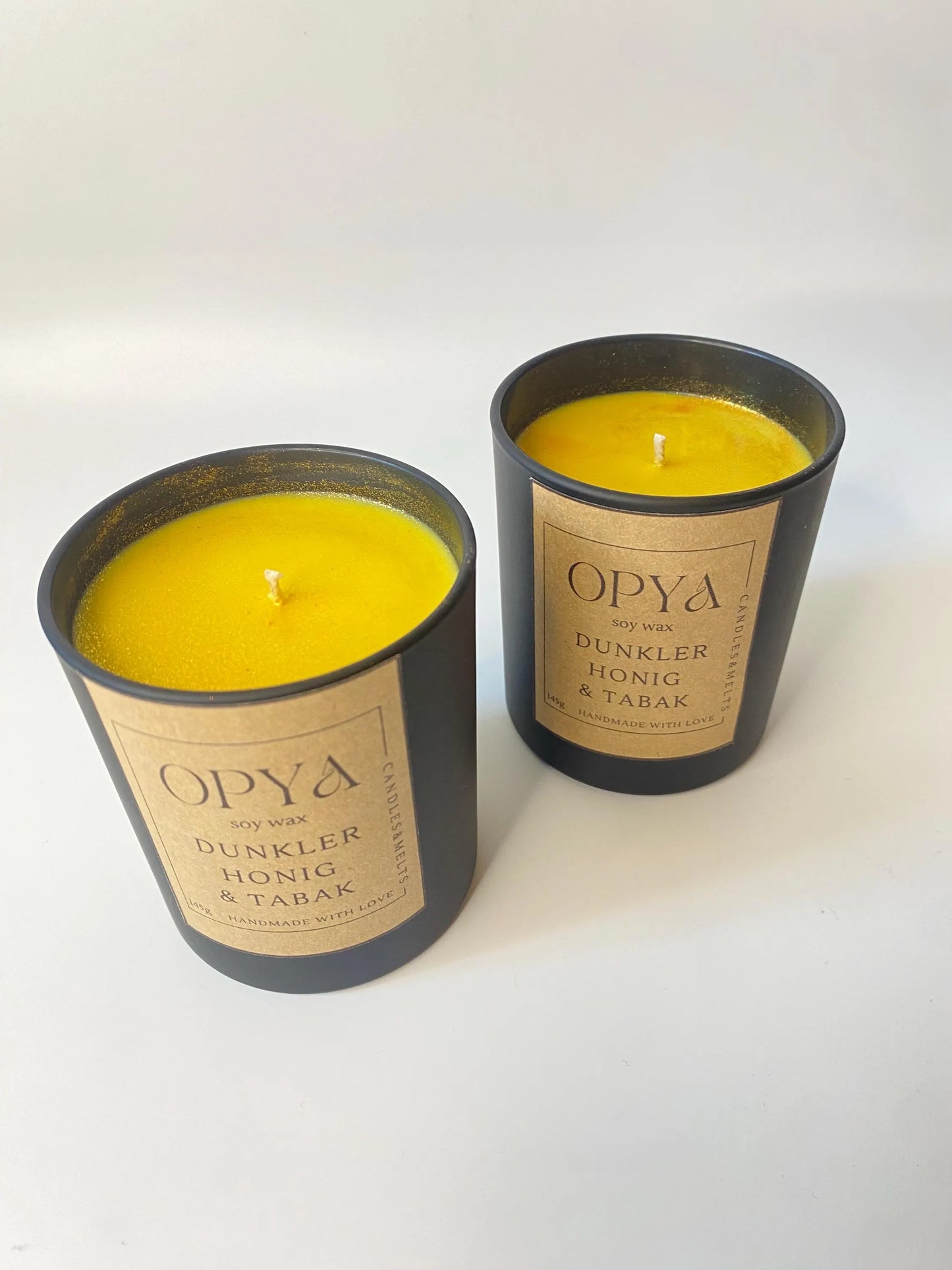 Duftkerze im Glas " Dunkler Honig & Tabak "  145 Gramm