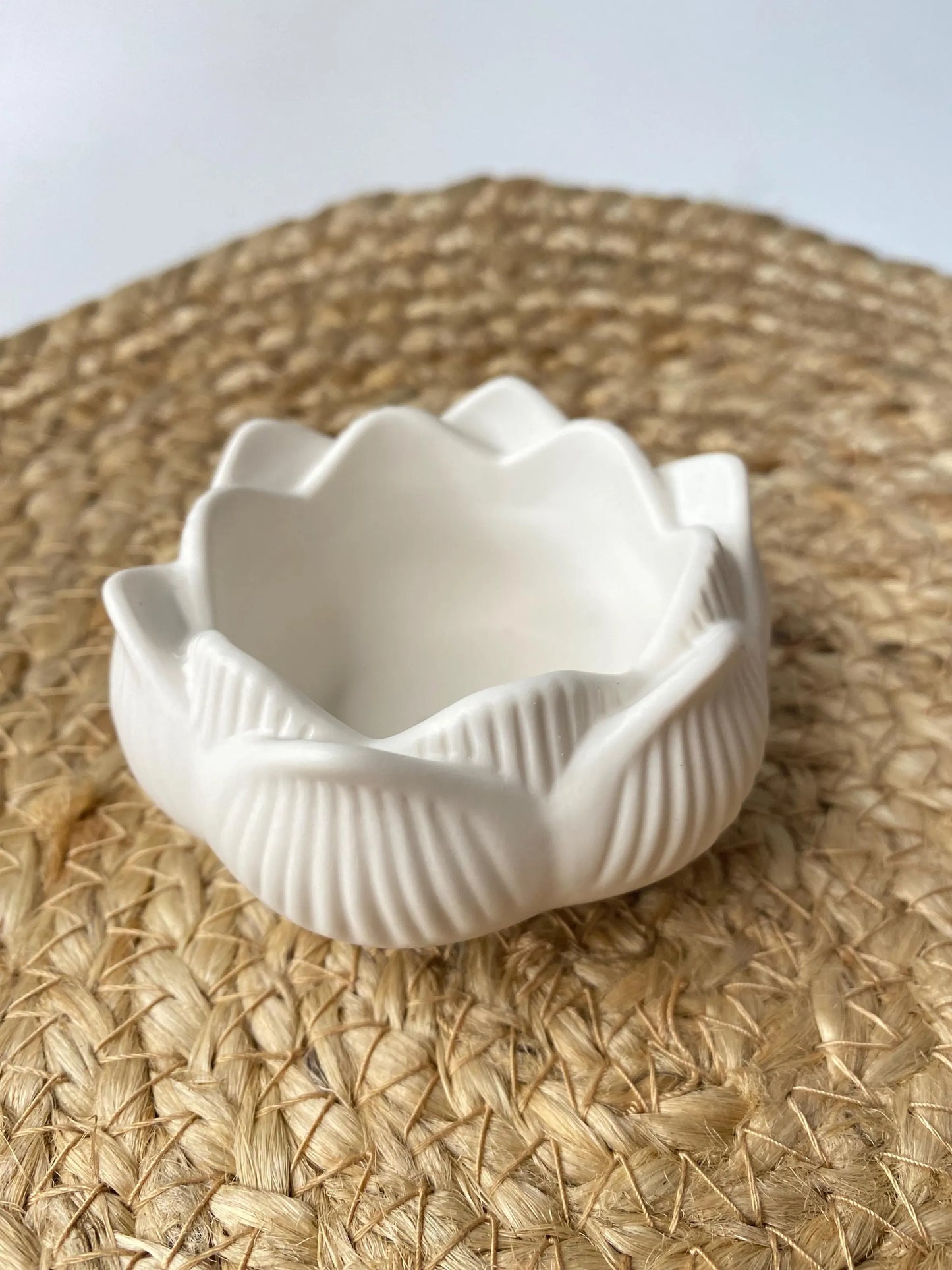 Handgemachte Schmuckschale " Lotusblütenform ", Jesin